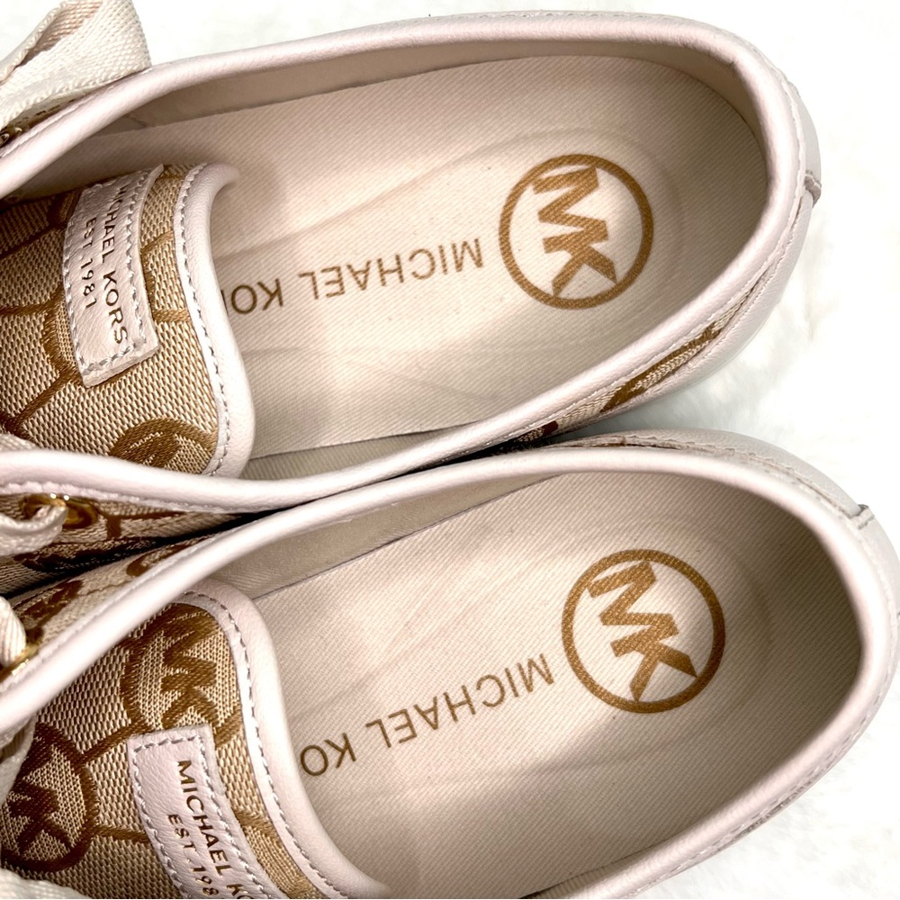 Michael Kors City MK Logo Sneakers Color is Vanilla Size 7 - Picture 3 of 16